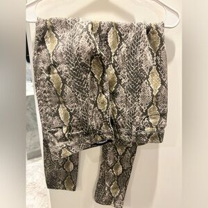 Express pants are in great condition! Only worn once